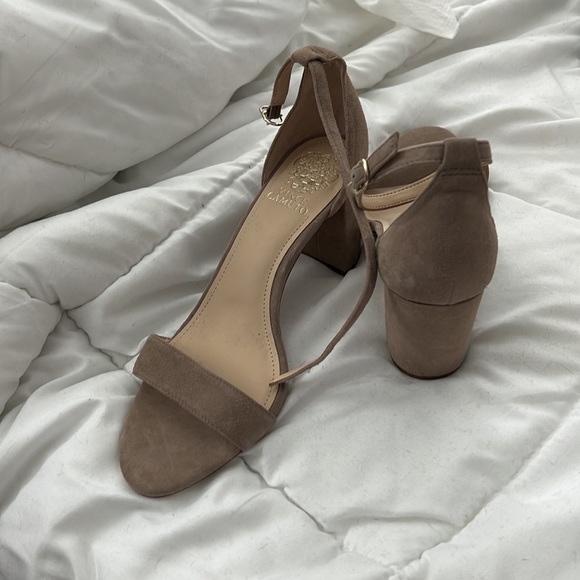 Vince camuto brand new - Picture 3 of 3